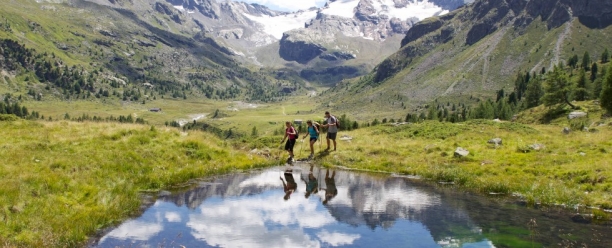 Escursioni a piedi nel Parco Naturale dello Stelvio Escursioni a piedi nel Parco Naturale dello Stelvio