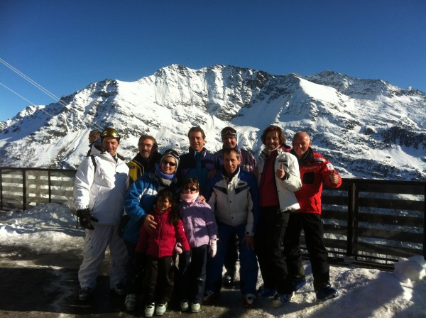 Gruppo dei 10 S.D.M.al completo sulla terrazza de Les Suches.JPG (1.82 MiB) Visto 7585 volte Gruppo dei 10 S.D.M.al completo sulla terrazza de Les Suches.JPG