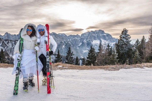 nozze.jpg (361.86 KiB) Visto 4551 volte Sposi Andrea e Paola 31/12/2015 Monte Lussari Tarvisio