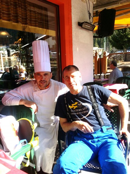 Da Peter-Lo Chef Arthur e Marcello 2017-03-20 14.09.13.jpg (2.57 MiB) Visto 3894 volte Da Peter,ad Arabba:Il magico chef Arthur e Marcello.