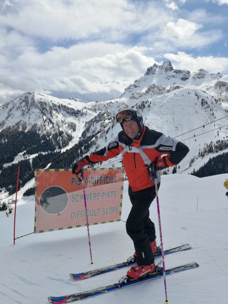 Arabba Merc 14 marzo 2018 Marino sulla nera Burz.jpg (2.52 MiB) Visto 5433 volte Arabba:Marino sulla nera Burz.