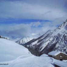 villaggio-piste-thuile.JPG