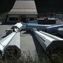 piloni_da_montare.JPG