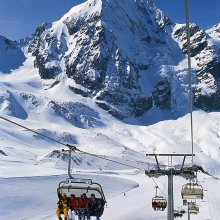 Sessellift_Madritsch_Winter_vor_Konigsspitze.jpg