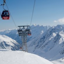 Stubai_Glacier_02.jpg