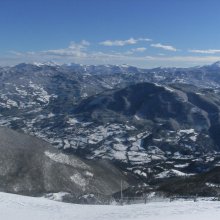 ARRIVO__SKI-LIFT_PRATO_GROSSO_VISTA_CRINALE_DAL_CIMONE_A_CERRETO_LAGHI_.JPG