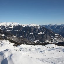 piste_con_bagolino_sullo_sfondo.JPG