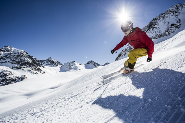 sciare sul ghiacciaio di pitztal