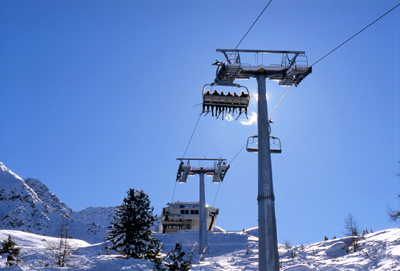 sciare a dicembre - natale sulla neve