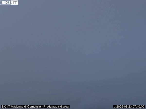 Webcam Madonna di Campiglio ski area Pradalago
