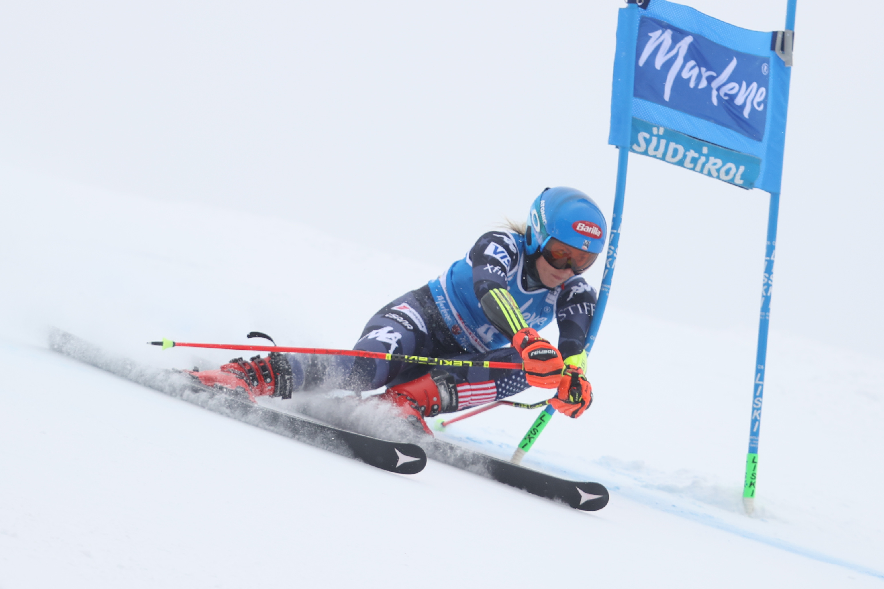 PLAN DE CORONES - Shiffrin guida il gigante, poi Gut Behrami e Brignone