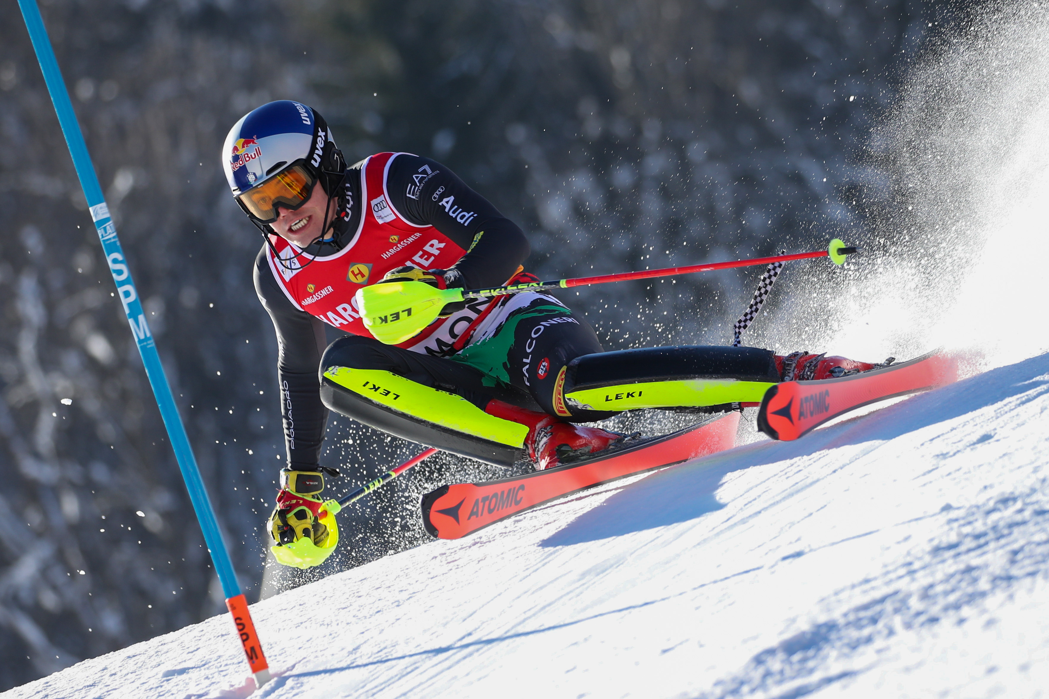 CHAMONIX Ginnis fa la storia, vince Zenhaeusern, Vinatzer ottavo