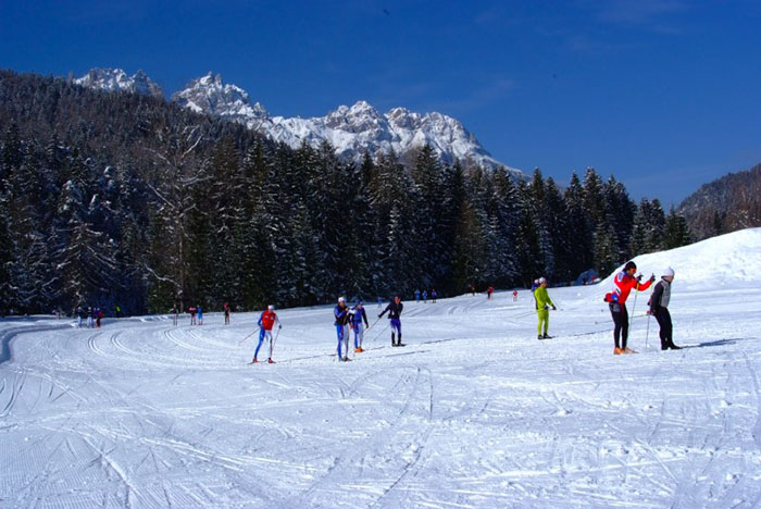 sci fondo forni di sopra