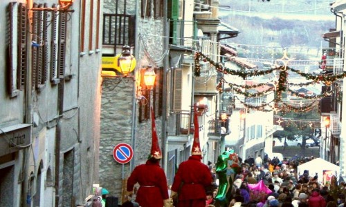 Mercatino artigianale a Chatillon ed eventi Mercatino artigianale a Chatillon ed eventi