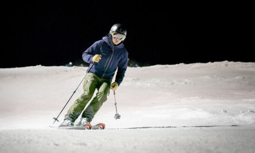 Sci notturno a Gstaad Sci notturno a Gstaad