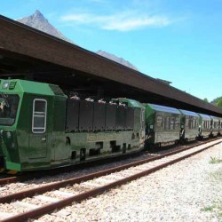 Regione Valle d'Aosta - Le carrozze del trenino Pila Cogna