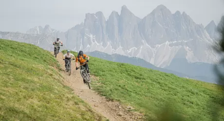 Dolomiti Supersummer 2026: al via la lunga estate, impianti aperti fino a novembre