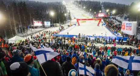 LEVI - Vlhova e Gisin in testa, Curtoni la migliore italiana