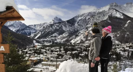 BARDONECCHIA- A San Valentino uno skipass gratis con un bacio