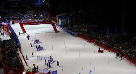 MADONNA DI CAMPIGLIO - Un drone per le riprese della 3Tre