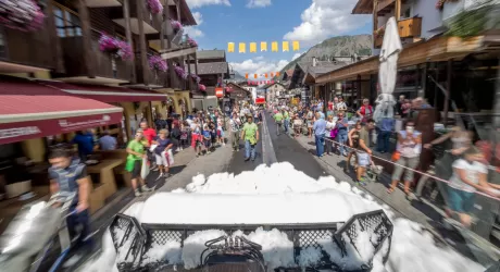 LIVIGNO - Centro innevato per il Palio delle contrade il 24 agosto