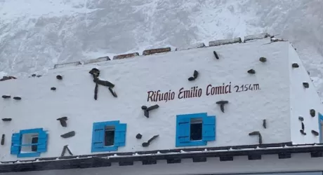 VAL GARDENA - Scoperchiato il tetto del Rifugio Comici