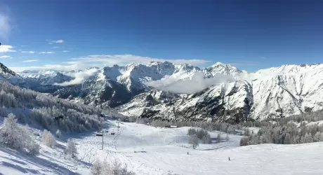 BARDONECCHIA - Parte la prevendita degli skipass stagionali a prezzo scontato