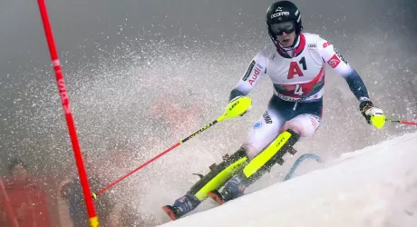BARDONECCHIA - Francesi e Svizzeri preparano Chamonix sull'Olimpica del Melezet