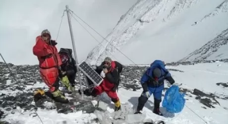 EVEREST - Ecco i primi dati dalla stazione più alta del mondo, serviranno per studiare il clima 
