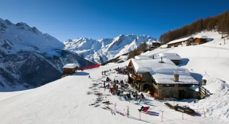 Valle d'Aosta: 100 € per 6 giorni di skipass e un'ora di lezione nelle piccole stazioni