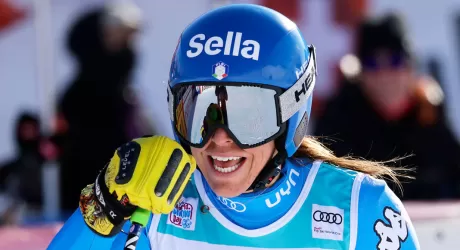 CORTINA - Elena Curtoni trionfa ma Goggia cade ancora