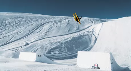 LIVIGNO - Lo snowpark del Mottolino accoglie atleti da tutto il mondo, video 