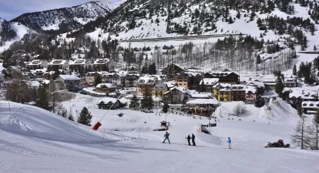 VIALATTEA - Nel weekend si scia anche a Claviere