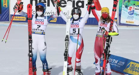 CORTINA 2021 - Gut brucia Shiffrin e vince l’oro in gigante, Bassino 13 esima 