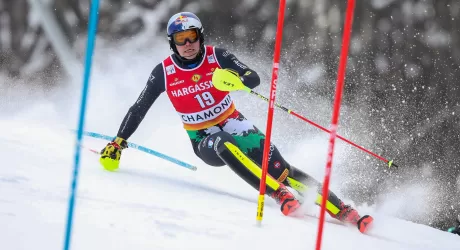 Vinatzer & co nello skidome di Peer: preparano lo slalom di Gurgl