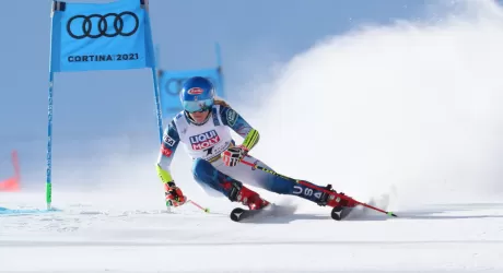 CORTINA 2021 - Shiffrin splende nella prima manche, Bassino 15/a, Brignone out