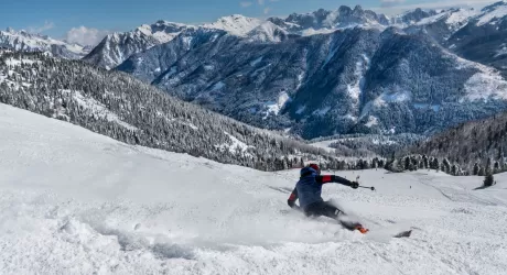 VAL D'EGA - La stagione sciistica parte il 25 novembre a Obereggen e il 26 a Carezza