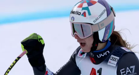 Bassino è oro! SuperG capolavoro, Shiffrin si inchina
