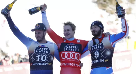 KITZBUEHEL - Sarrazin doppietta sulla Streif! Paris sul podio (video)