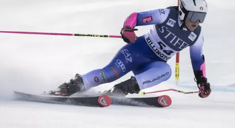  Killington, vince Sara Hector, fuori Shiffrin (in barella) e Brignone