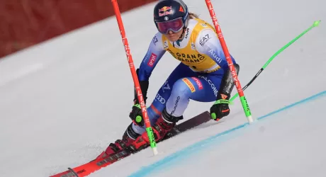 La Thuile, Aicher vince il superG, Goggia e Brignone sul podio 