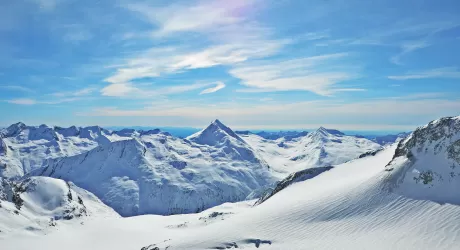 SCI - Azzurri tra Saas Fee e Ushuaia, gigantiste donne a Hintertux
