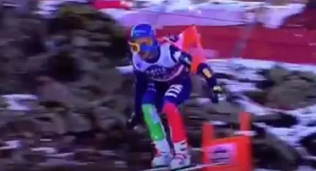 SANTA CATERINA - Video: Innerhofer a 120 km/h con il palo attaccato alla maschera