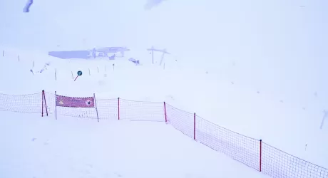 SOCHI - Rosa Kuthor sommersa dalla neve, salta ancora la prova