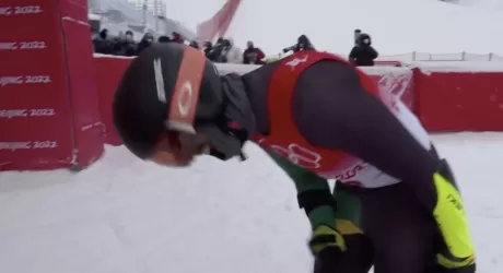 Il primo sciatore giamaicano dopo il gigante: "Ora un massaggio e una birra" - Video