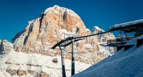 CORTINA D'AMPEZZO - Sci al via in Faloria e 5 Torri