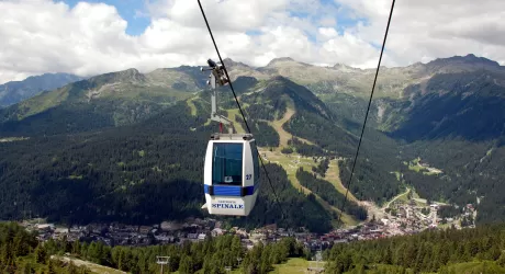 MADONNA DI CAMPIGLIO - Impianti aperti: inizia la stagione del trekking e della mountain bike