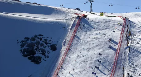 SOELDEN - Coppa del mondo di sci al via sul ghiacciaio Rettenbach