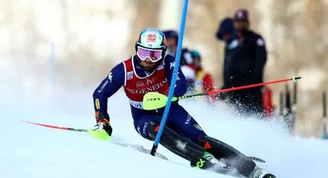 VAL D'ISERE - Pinturault domina lo slalom, Gross c'è, è podio!