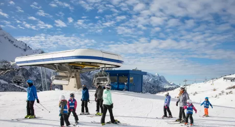 PONTEDILEGNO TONALE - Da sabato 23 aprono 7 piste al Passo